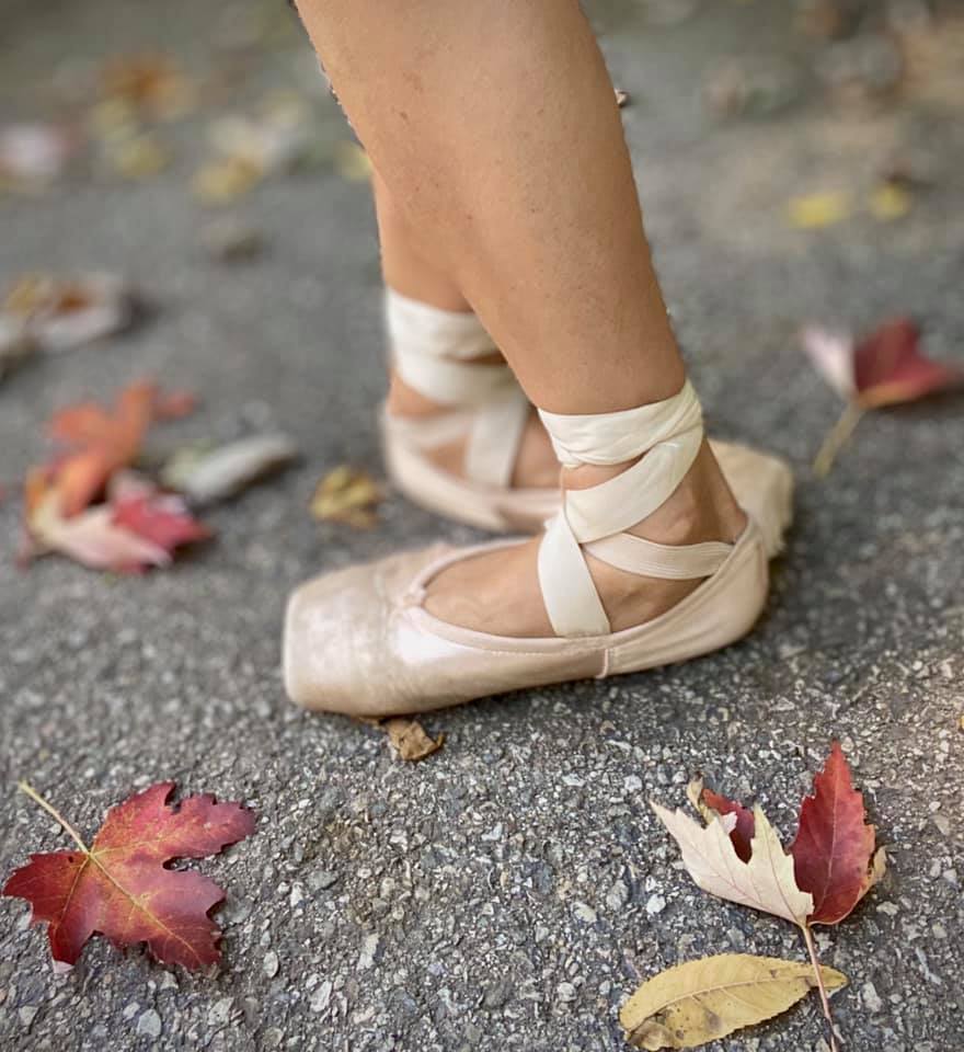 ballet pointe shoes
